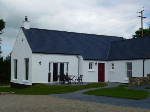 Strule Cottage — 4-Star Luxury Hotel in Strabane, United Kingdom