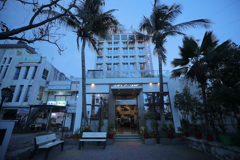 Hotel The Excellency - carbon neutral hotel in Surat