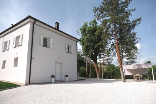 La Villa Suite 2 — 4-Star Luxury Hotel in Fabriano, Italy
