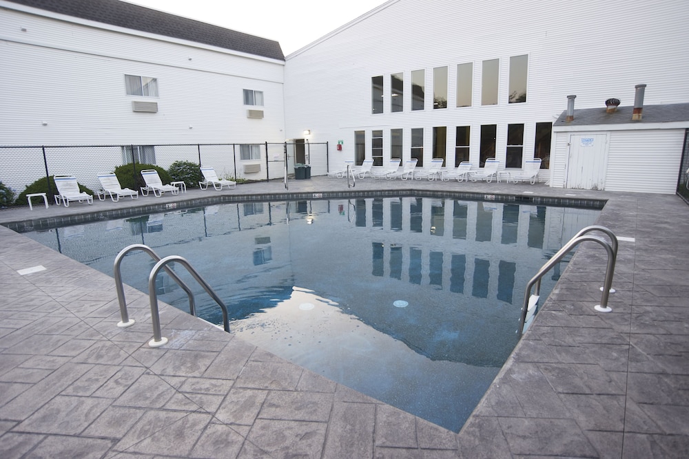 Sandwich Lodge & Resort - photo 53