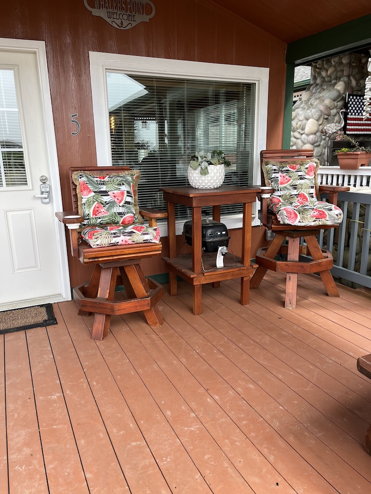 The Collins Inn and Seaside Cottages - photo 76