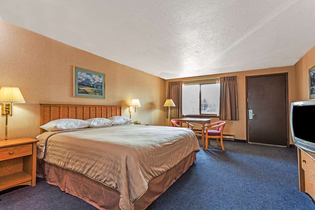 Travelodge by Wyndham Pioneer Villa - photo 12