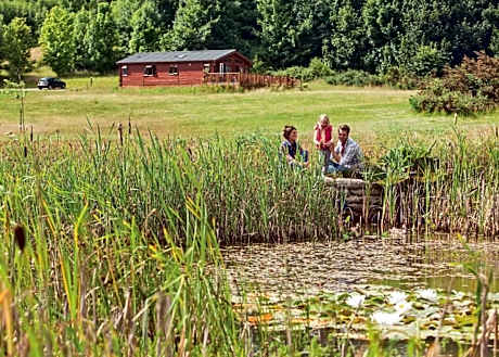 Warren Lodges — Maldon