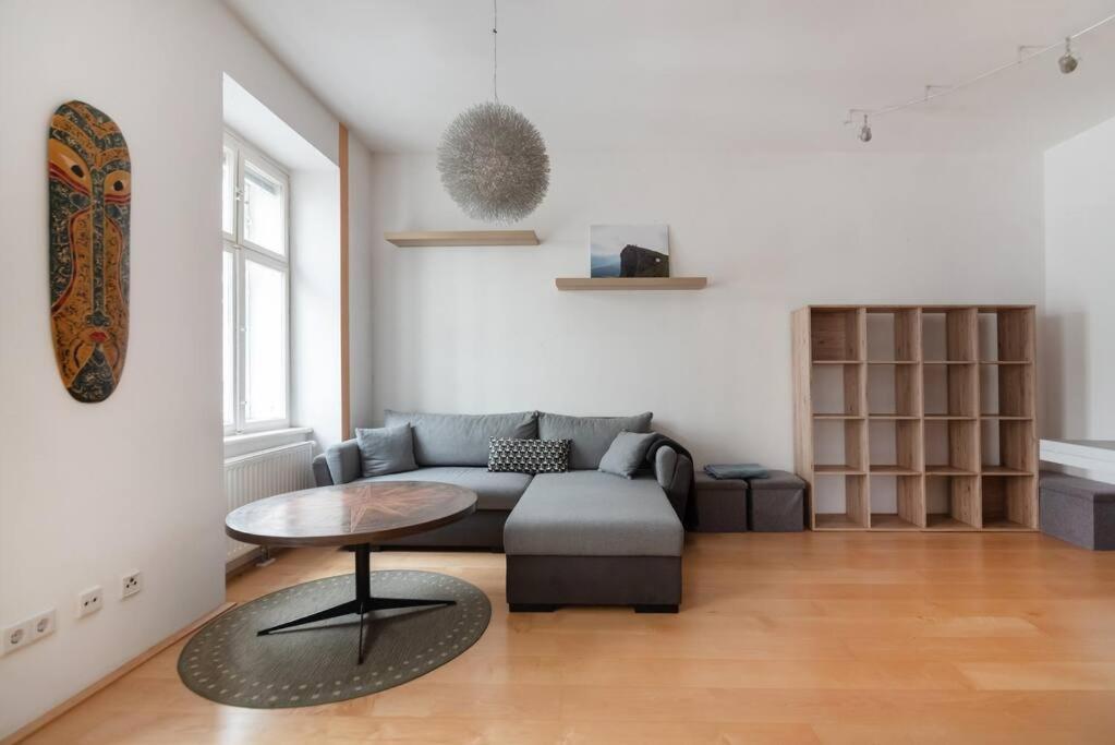 Studententraum am Naschmarkt — 4-Star Luxury Hotel in Vienna, Austria