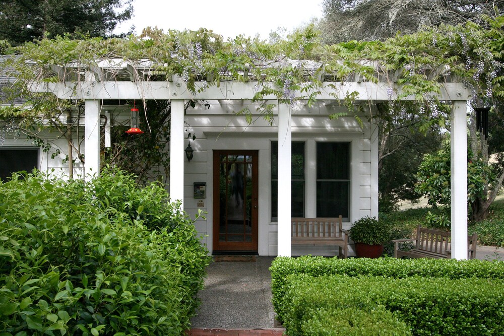 Belle de Jour Inn - photo 14