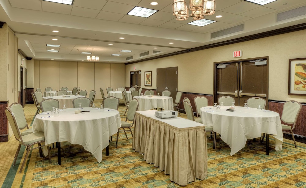 Hilton Garden Inn Durham Southpoint - photo 73
