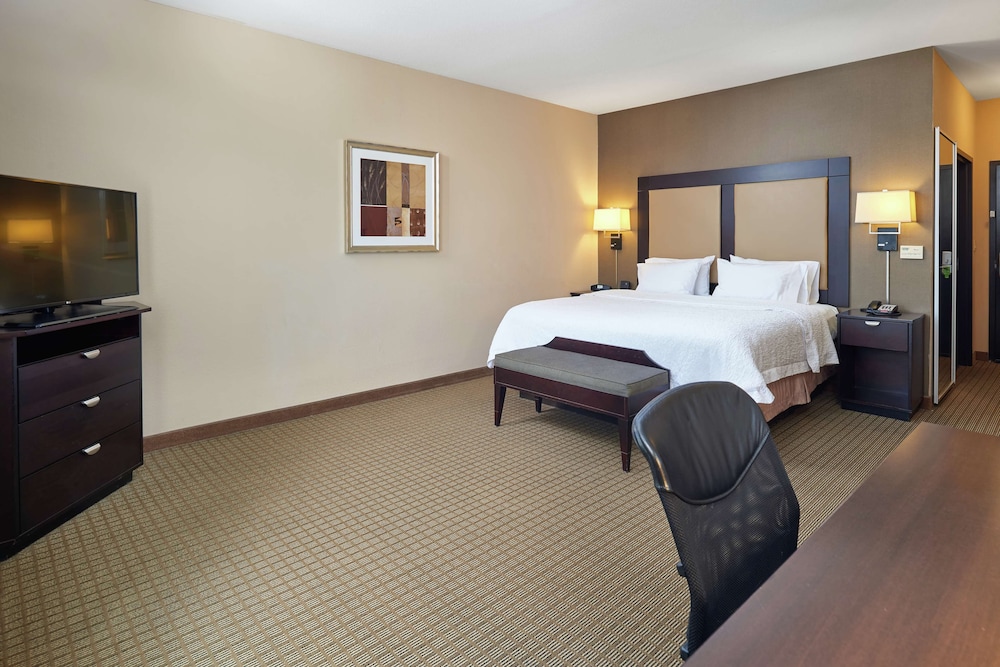 Hampton Inn & Suites Decatur - photo 11