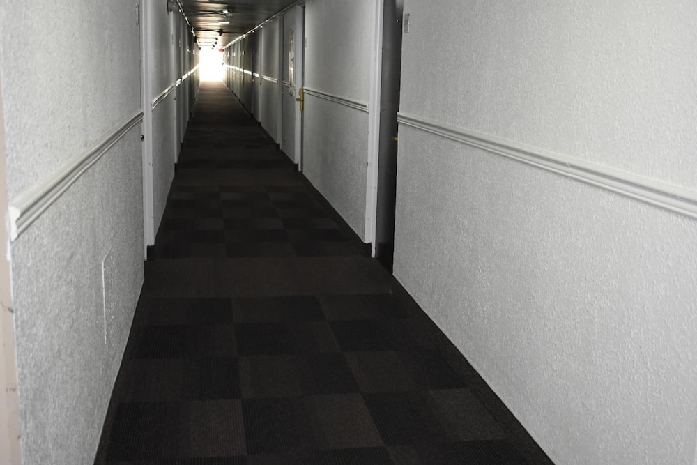 FairBridge Inn Express Melrose Park - photo 19
