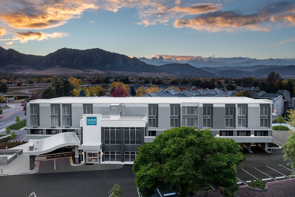 Fairfield Inn & Suites by Marriott Boulder - featured photo