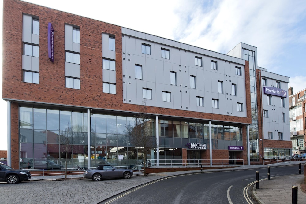 Premier Inn Exeter City Centre hotel in Exeter, United Kingdom
