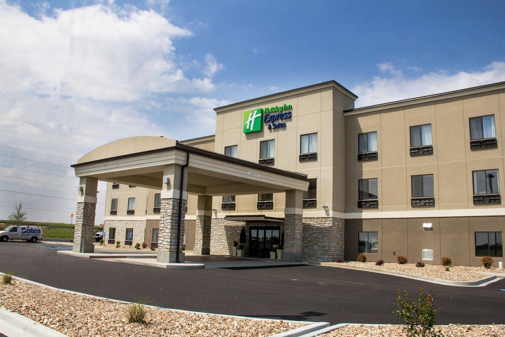 Holiday Inn Express & Suites Sikeston Southwest by IHG — hotel in Sikeston