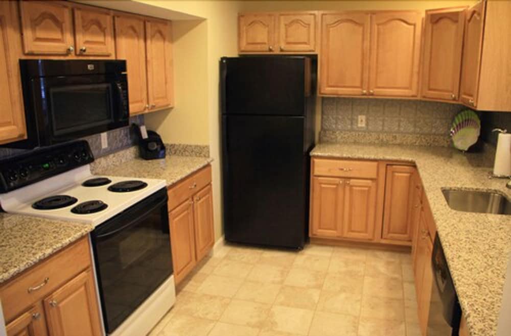 Surfside Hotel and Suites - photo 45