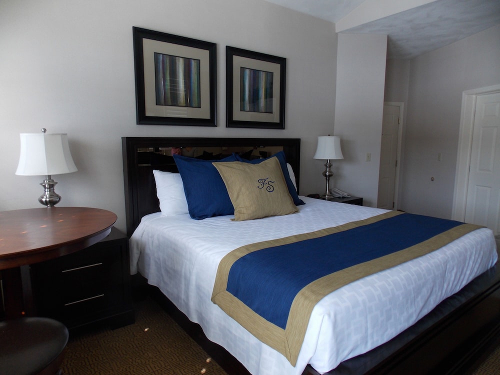 Fairway Suites at Peekn Peak - photo 4