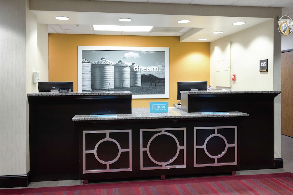 Hampton Inn Houma - photo 6