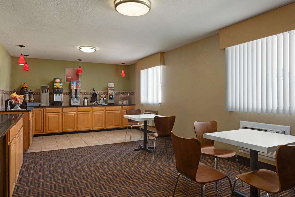 Super 8 by Wyndham Sikeston Miner Area - photo 25
