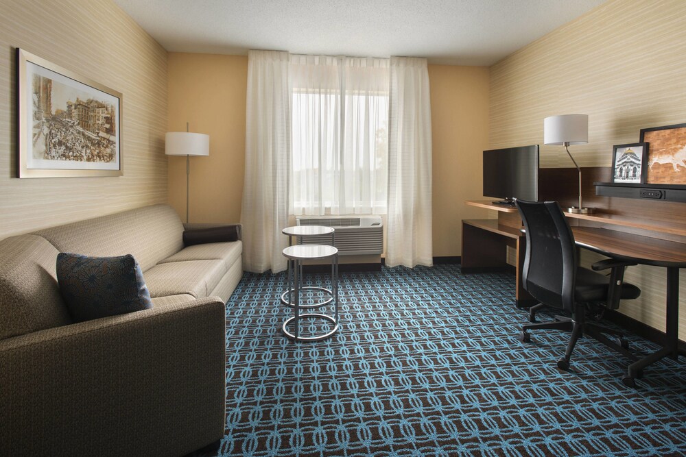 Fairfield Inn & Suites by Marriott Buffalo Amherst University - photo 21