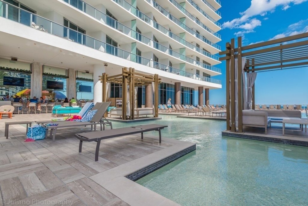 Hyde Beach Luxury resort 2 Bedroom Condo by RedAwning - photo 30