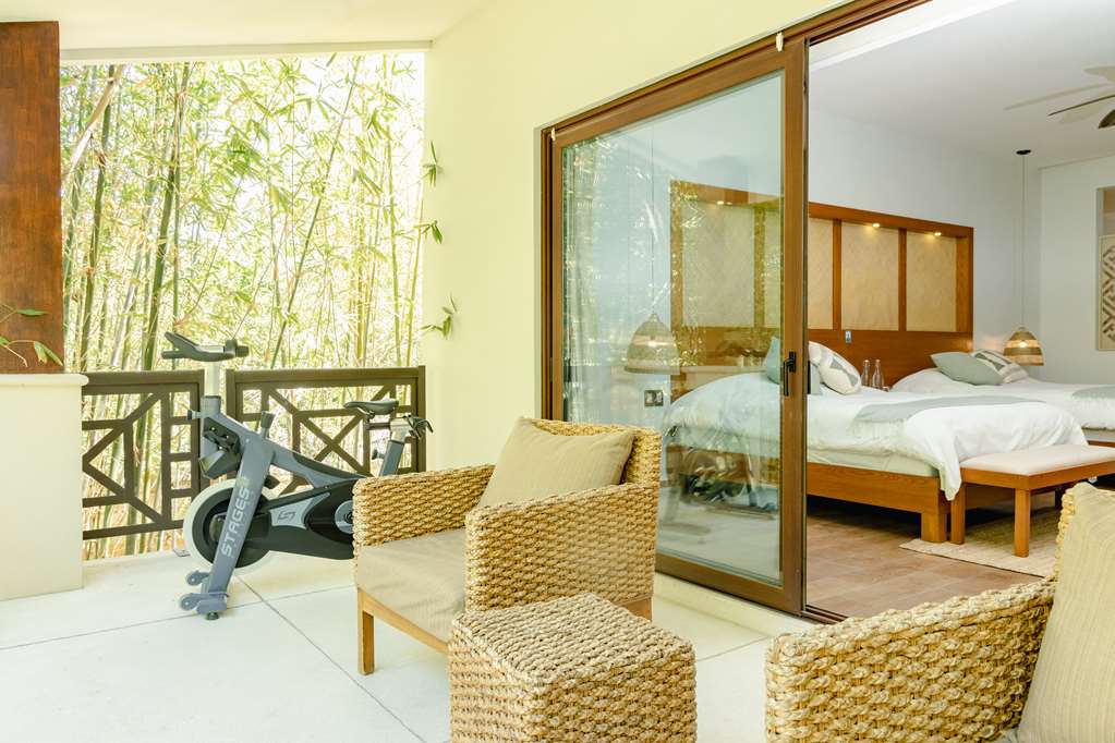 Double balcony