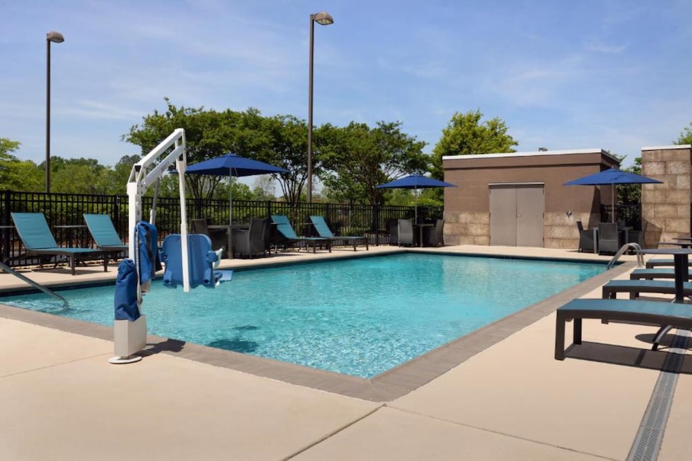 Hampton Inn & Suites Huntsville Research Park Area - photo 24