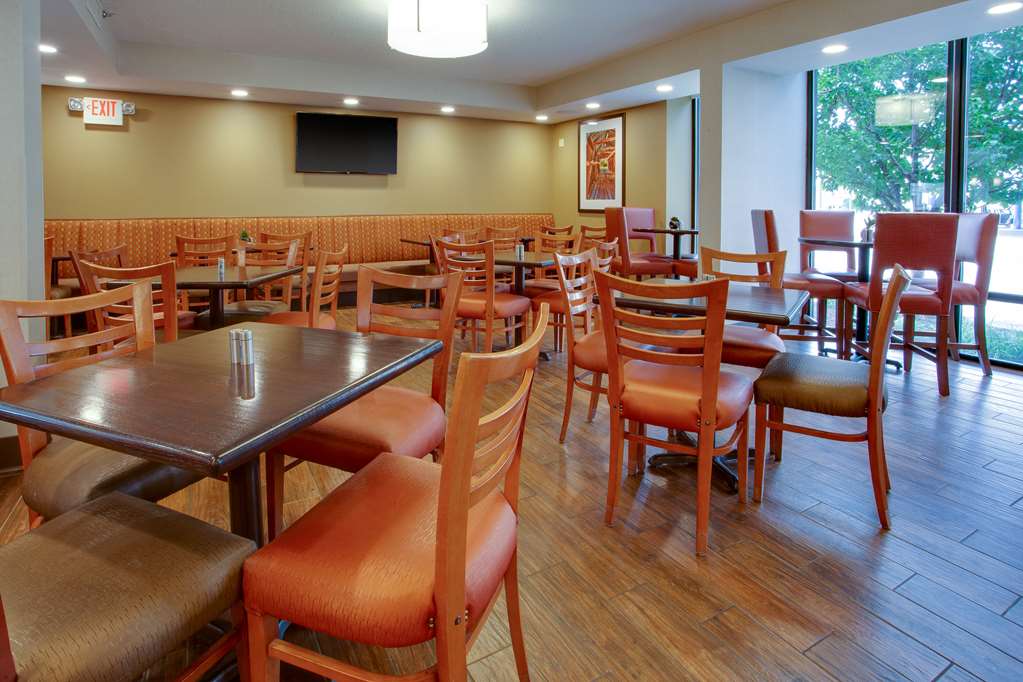 Drury Inn & Suites Terre Haute - photo 9