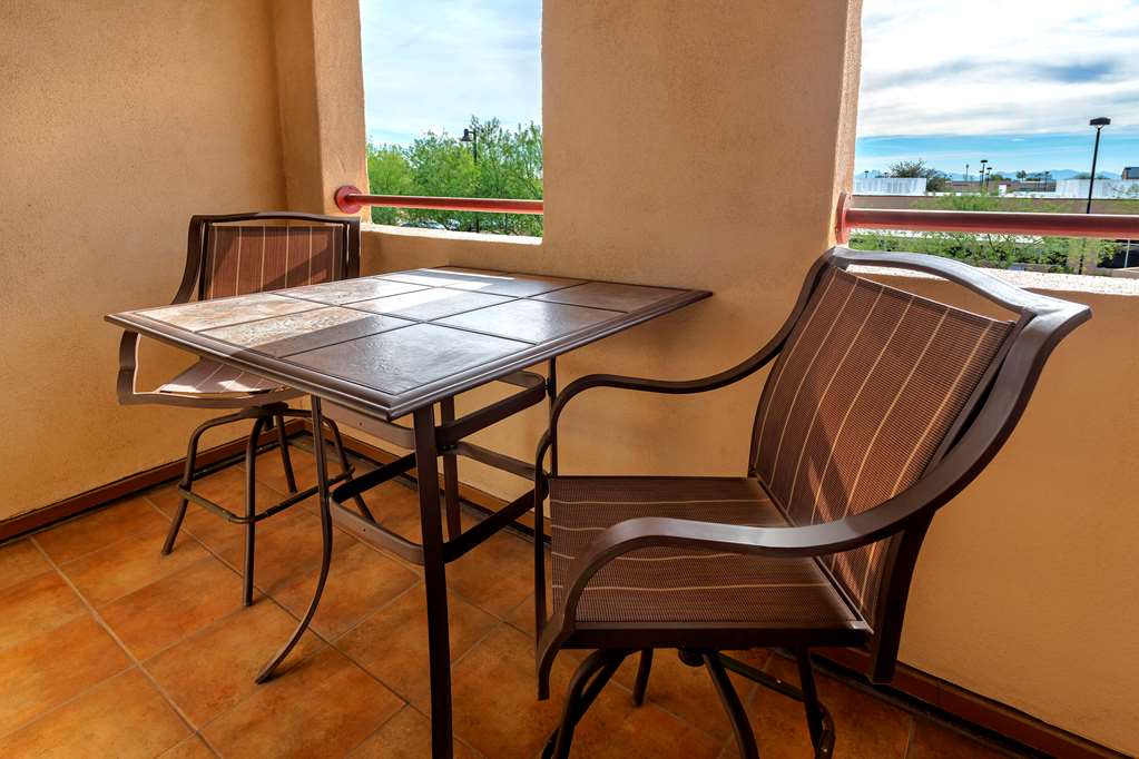 Comfort Suites Goodyear West Phoenix - photo 31