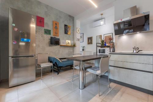 GuestHost San Donato Nest Cozy Apt by Parco Don Bosco — 4-Star Luxury Hotel in Bologna, Italy