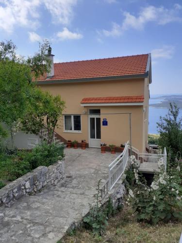 Apartman Dani — 4-Star Luxury Hotel in Orebic, Croatia