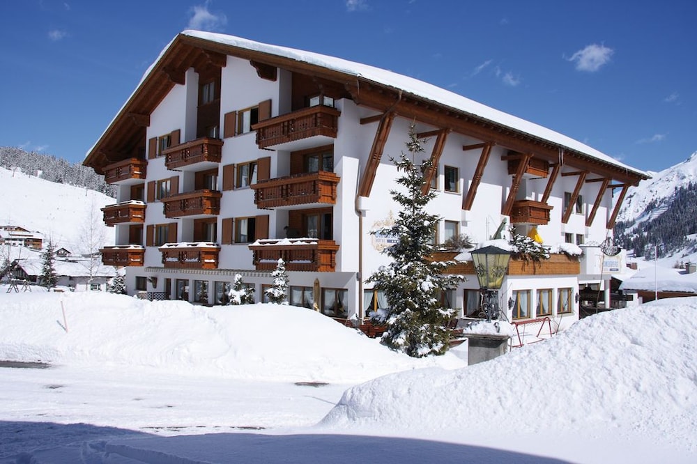 Hotel Omesberg in Lech, Austria