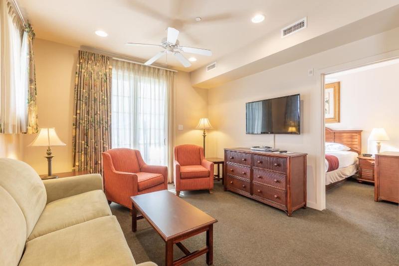 Ebb Tide Suites - photo 20
