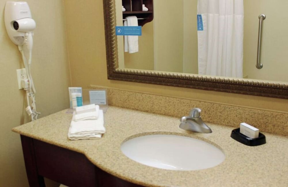 Hampton Inn Gallipolis - photo 25