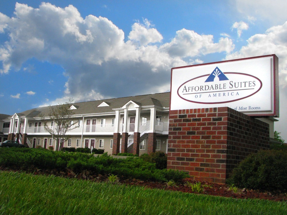 Affordable Suites Hickory Conover in Conover, United States