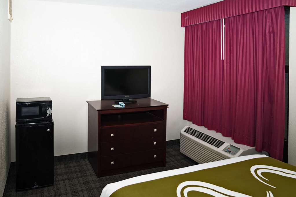 Quality Inn Seymour I 65 - photo 15