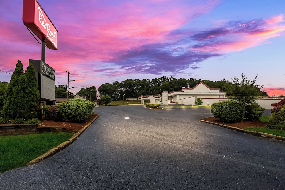 Red Roof Inn New Stanton - photo 30