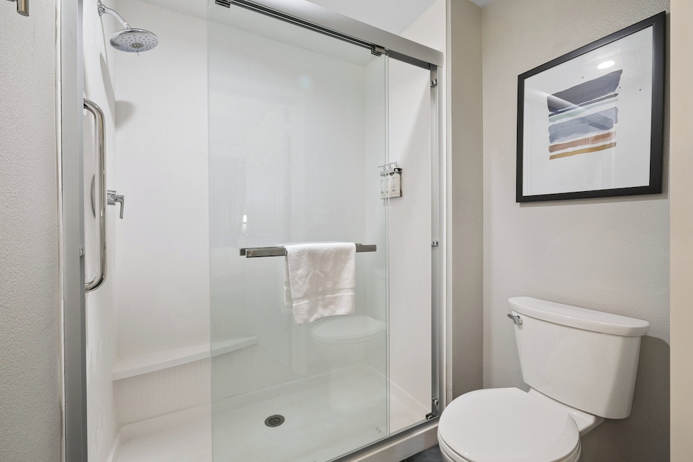 Staybridge Suites Sacramento Woodland - photo 75