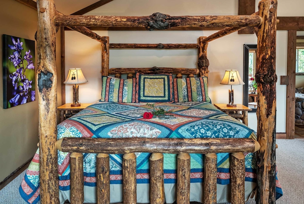 Carson Ridge Luxury Cabins - photo 10