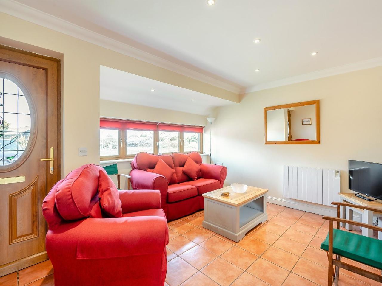Appletree Cottage — Saint Osyth — photo 3