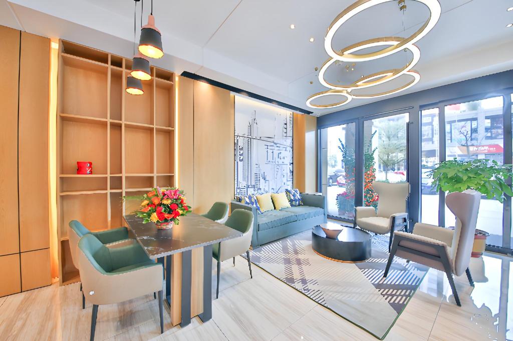 City Comfort Inn Yunfu Xinxing Juncheng Plaza in Xinxing, People's Republic of China