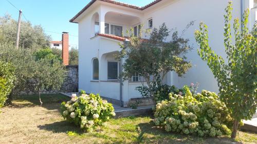 Vera — 4-Star Luxury Hotel in Rab, Croatia