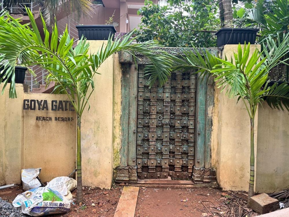 Goya Gate Beach Resort in Mormugao, India
