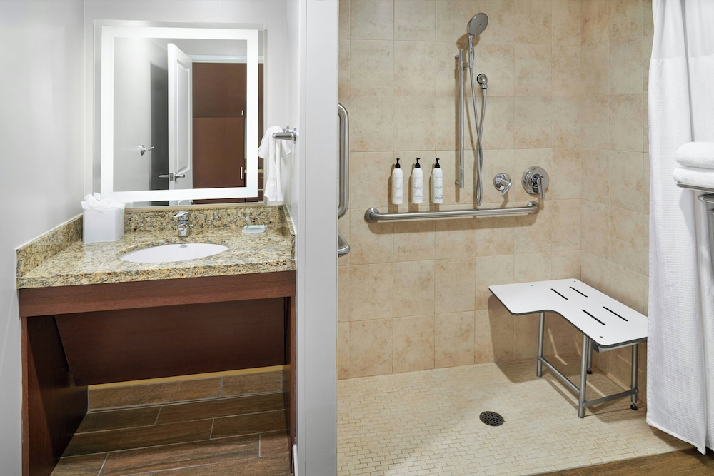 TownePlace Suites by Marriott Detroit Troy - photo 31