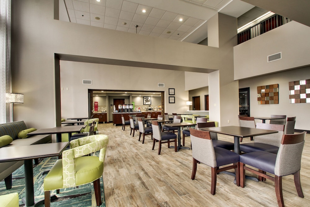 Hampton Inn Yemassee Point South - photo 6