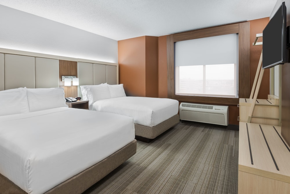 Holiday Inn Express & Suites Nearest Universal Orlando an IHG Hotel - photo 3