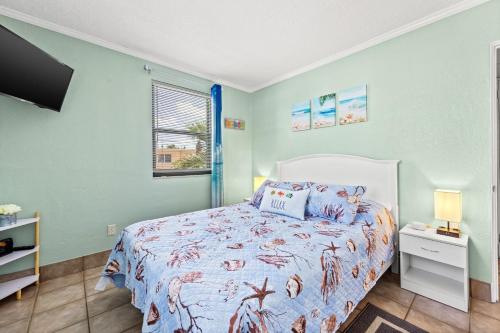 Majestic Beach Condo in Beachfront Resort in St Pete Beach - photo 20