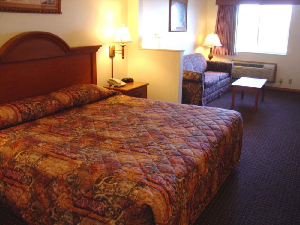 Countryside Suites - photo 15