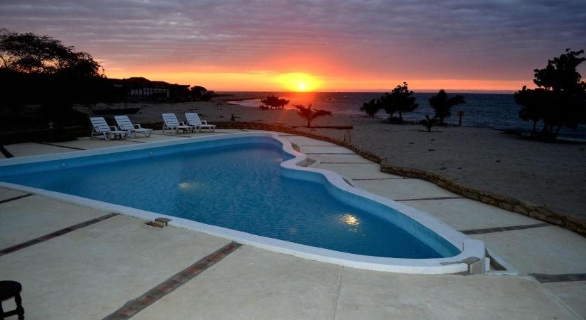 Punta Mero Eco Suites in Cancas, Peru