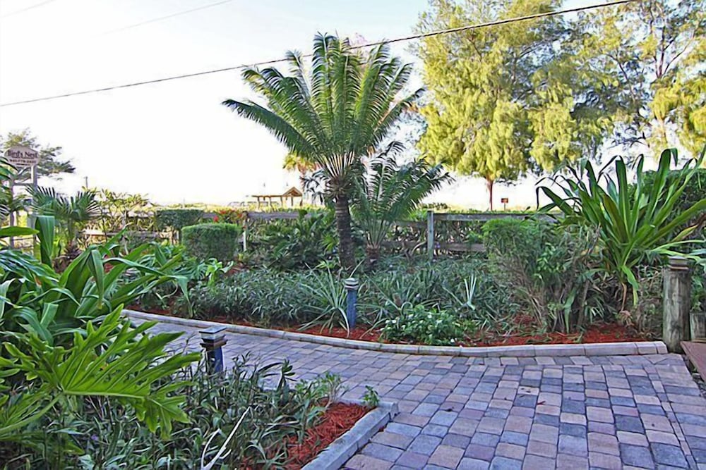 Bird's Nest Beach Townhomes - photo 15
