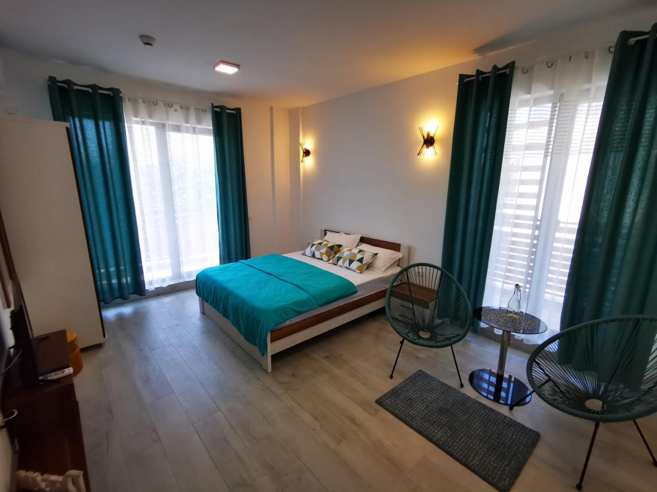 Mika Studios - carbon neutral hotel in Eforie
