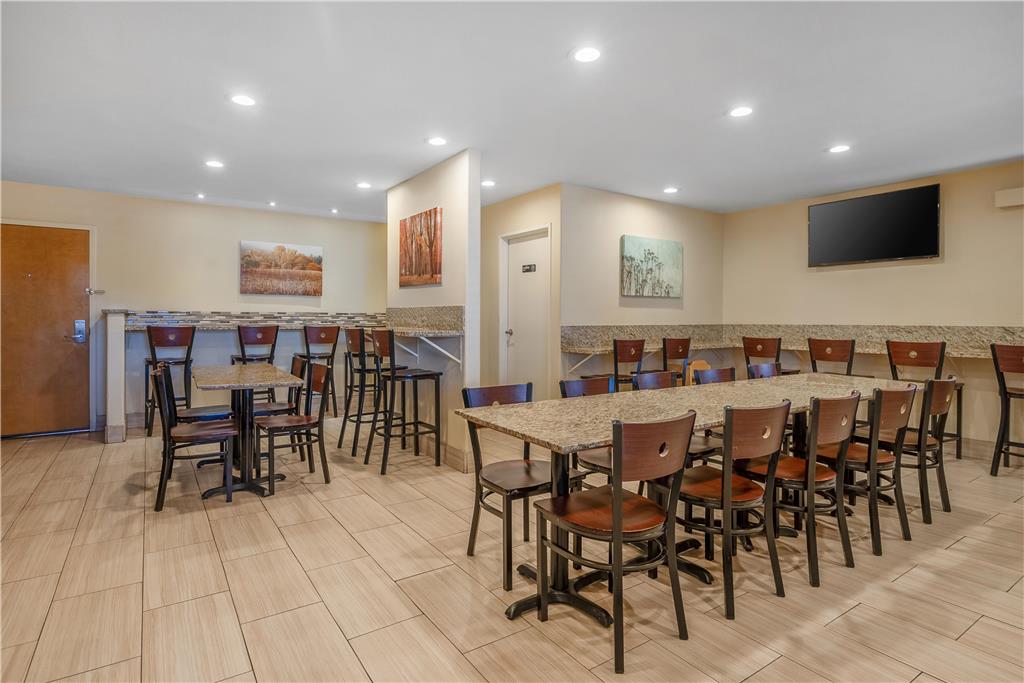 Best Western Plus Inn of Hayward - photo 34