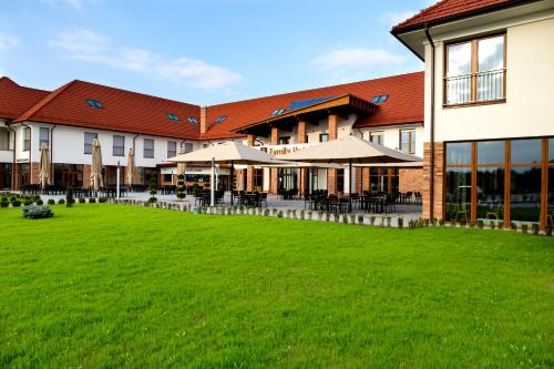 Family Hotel — hotel in Balastya