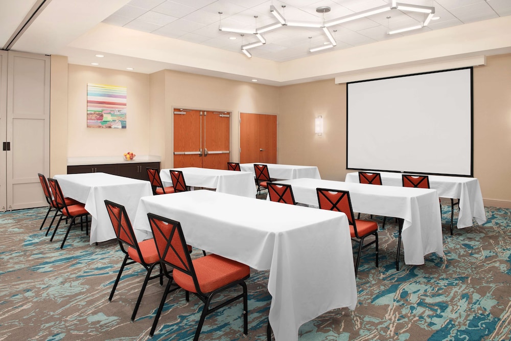 Hilton Garden Inn Solomons - photo 27